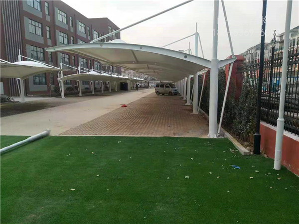 膜結(jié)構(gòu)車棚